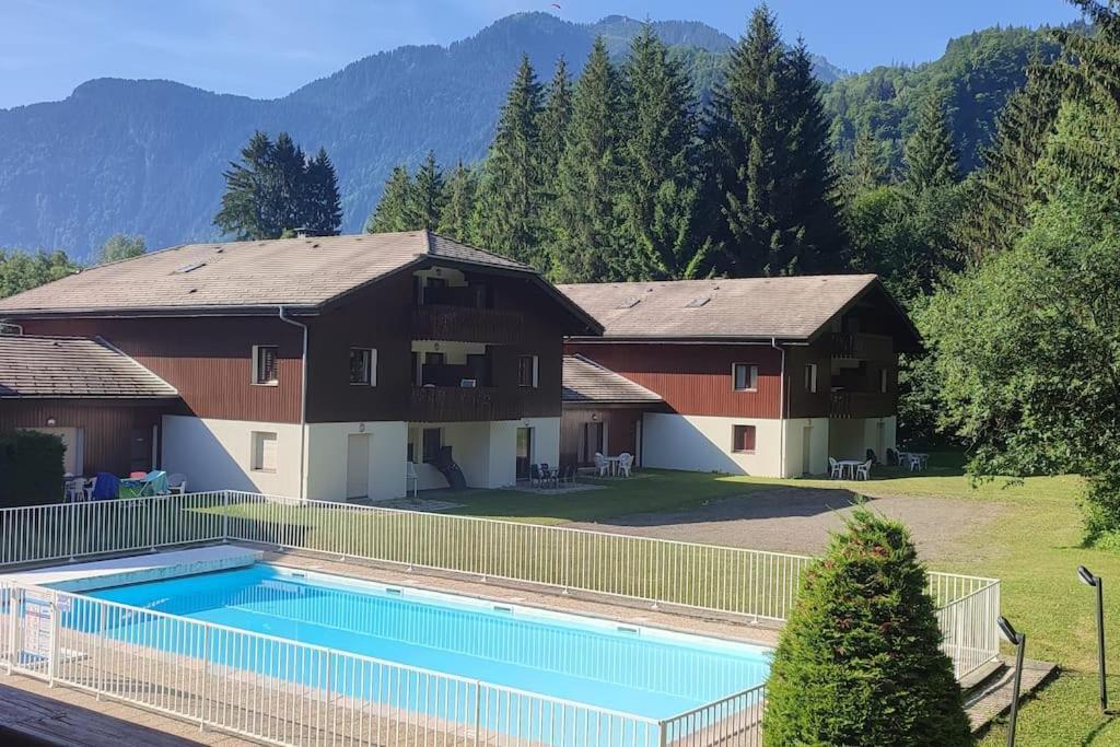 Samoens Residence Grand Tetras 4 Personnes Piscine Exteriér fotografie